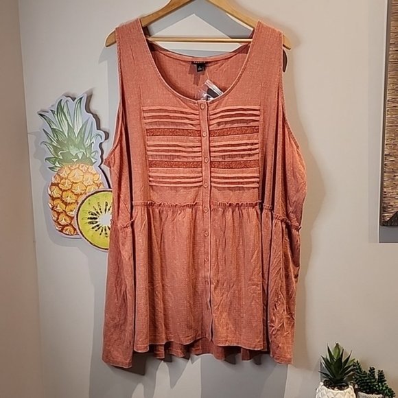 Torrid - Textured Jersey Scoop Neck Button Down Babydoll in Apricot Brandy - Picture 2 of 11